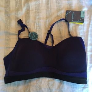NWT Brooks sports bra!